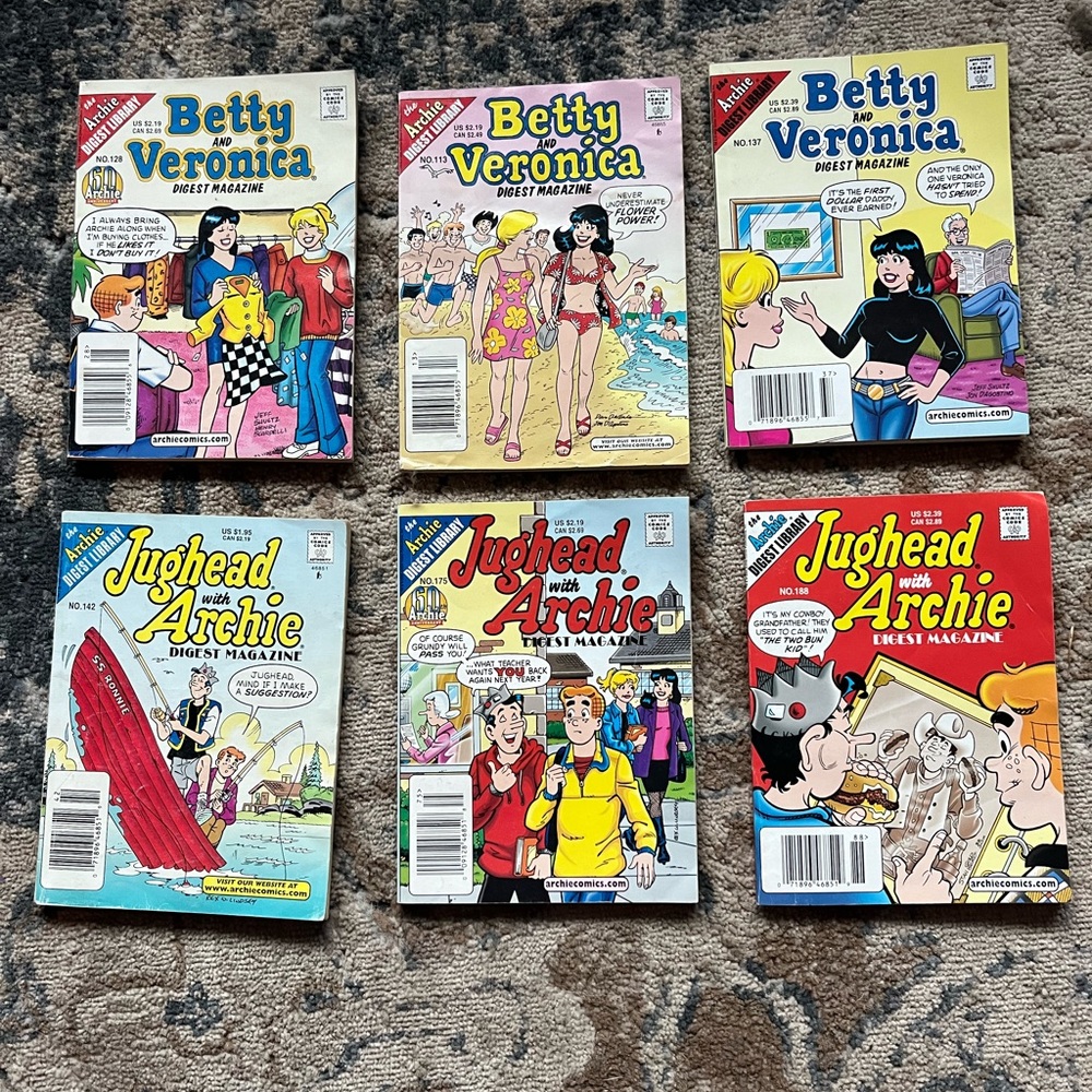 Set of Six Betty and Veronica Jughead with Archie Digest Magazine